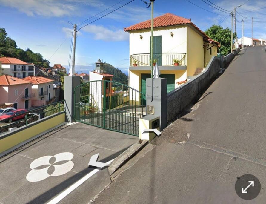 Casa Sousa Campanário Esterno foto